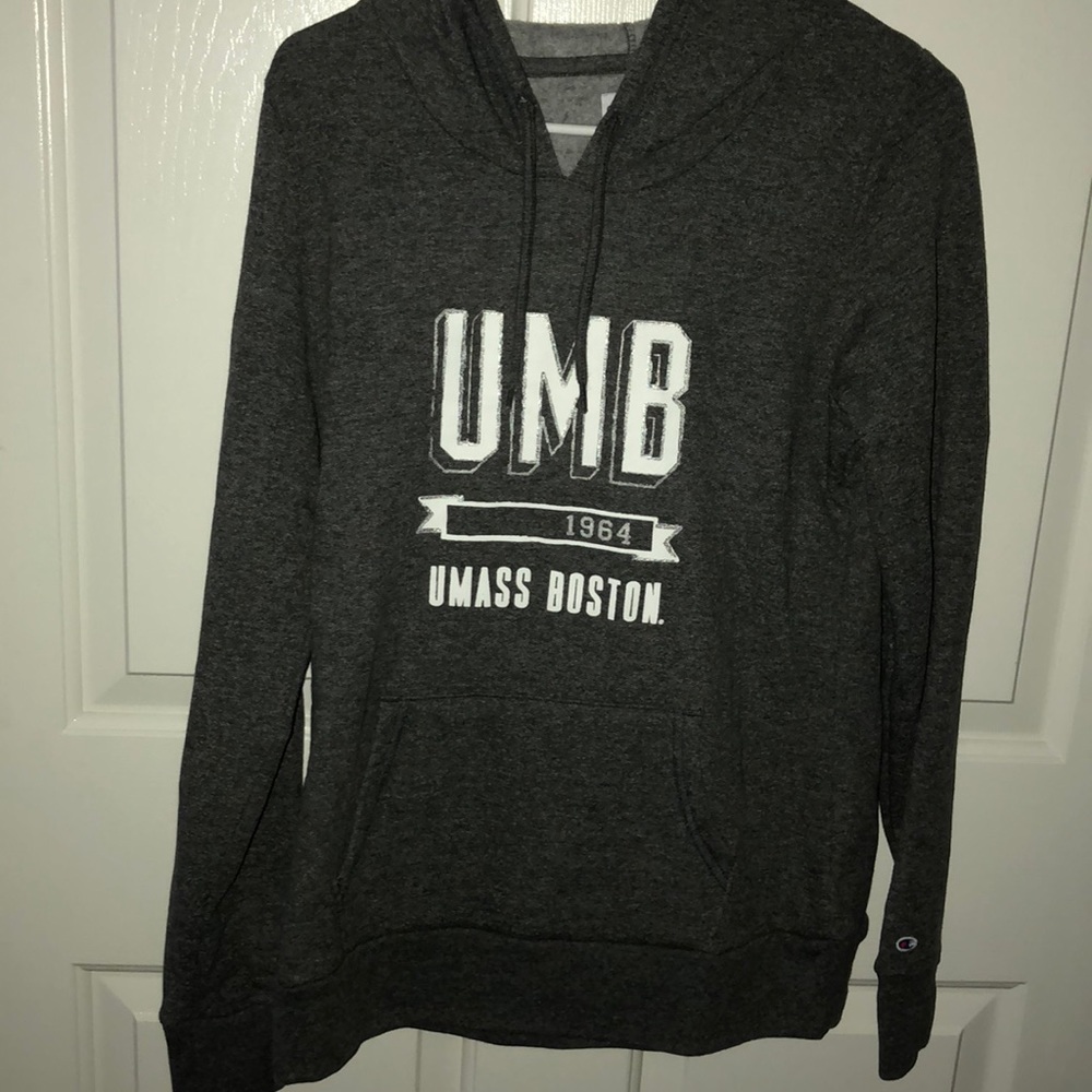 COPY - UMass Boston Women’s Hoodie NWT